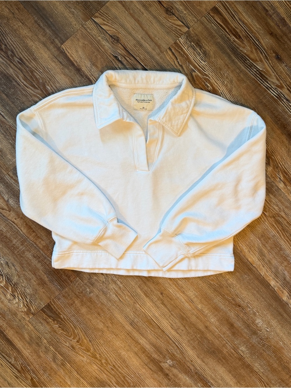 Abercrombie & Fitch White Cropped Pullover A&F Soft Collection